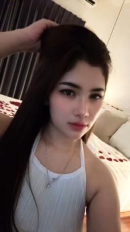 huycee56 : lets join in my room babe 💋