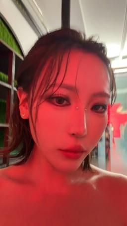 lovekikii : 第二套造型～ 是大尺全裸拍攝😳

我也好期待這次的春聯😍

Babe你期待嗎🥰