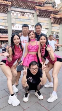 evakuo : 我。飛不到有你的地方