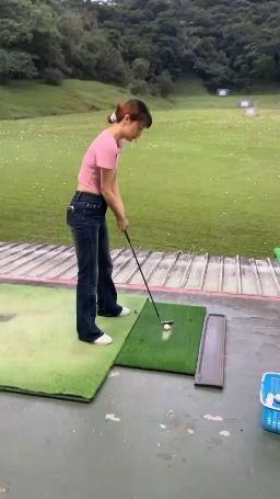 kimnanaintaipei : 我會打高爾夫