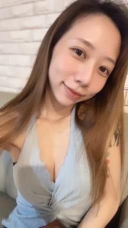 littlecatt : 你們好奇怪欸～都會來問什麼時候開票
啊又都不出現！怎麼開我就問
然後又說只能看短片 
真的是很難伺候歐你們！