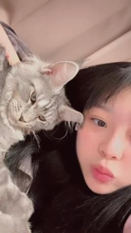mochi_chi : Babe小貓咪🐱～喵喵喵❣️