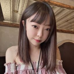y********y's avatar