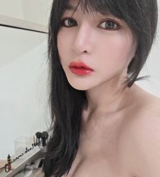 ellie1018's avatar