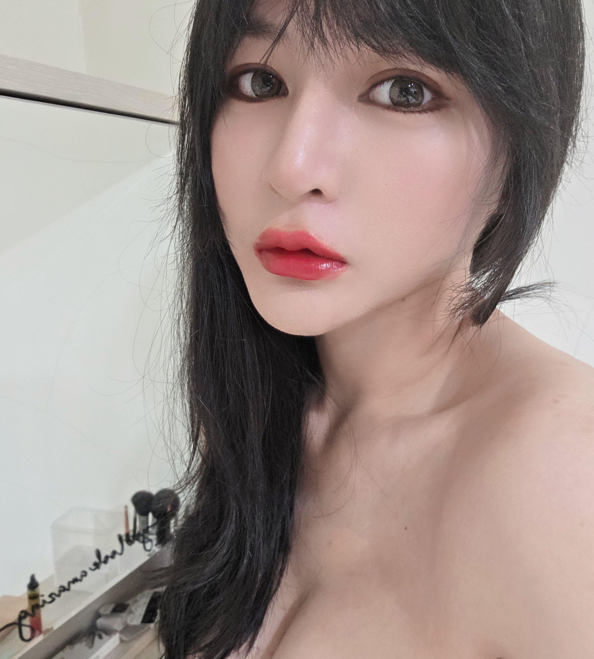 ellie1018's avatar