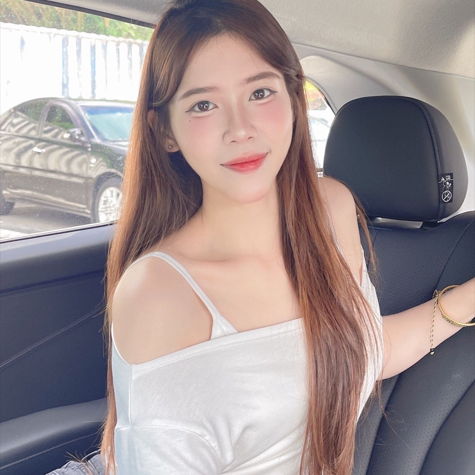 _bo1129's avatar